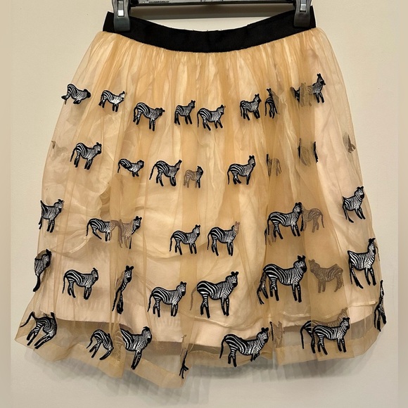Alice + Olivia Zebra Embroidered Tulle Cream Skirt Size 2 - Picture 1 of 8